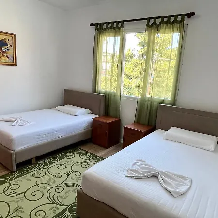 Comfort Home-apartment Διαμέρισμα Τίρανα
