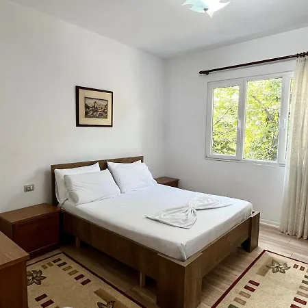 Comfort Home-apartment * Tirana